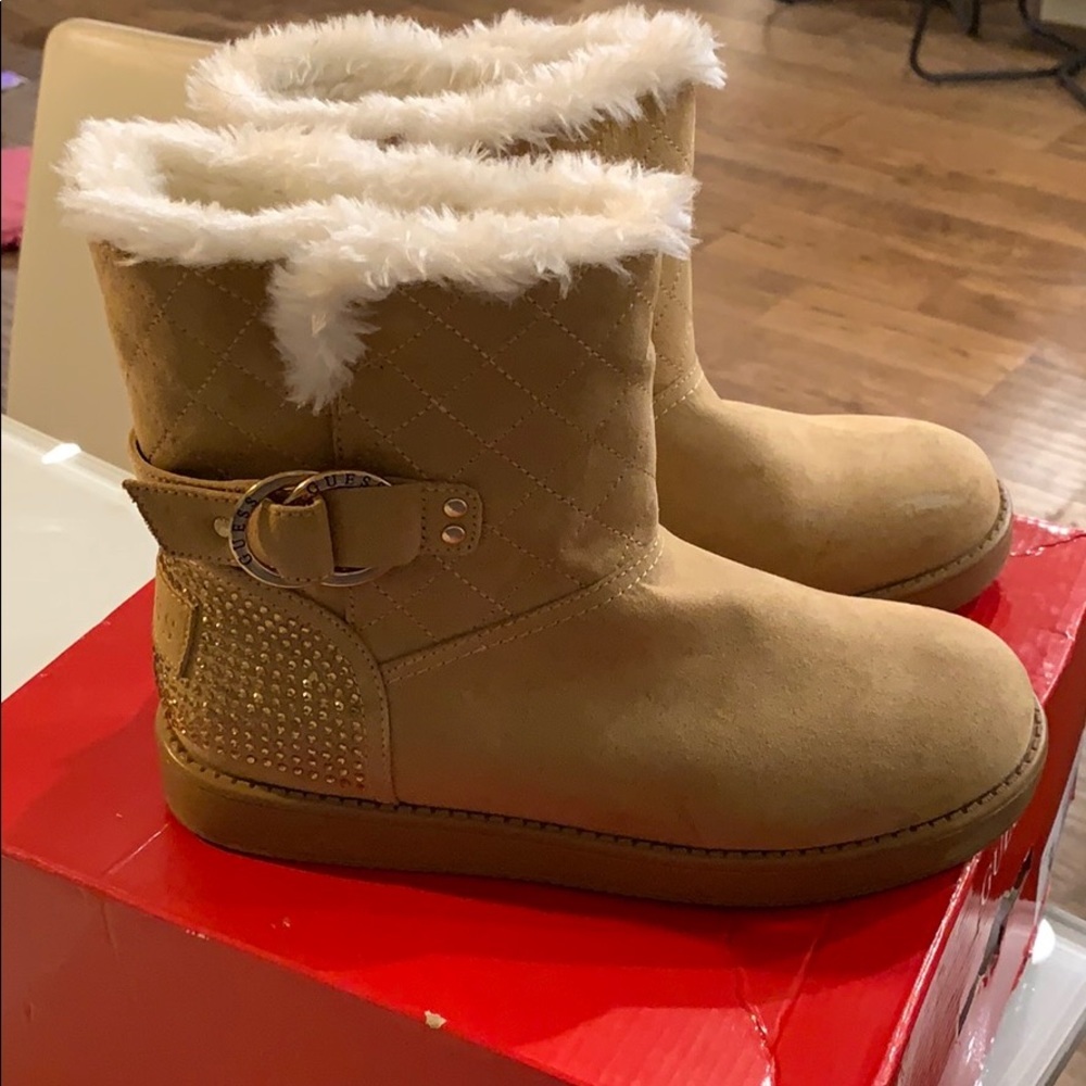 Guess boots - size 6
